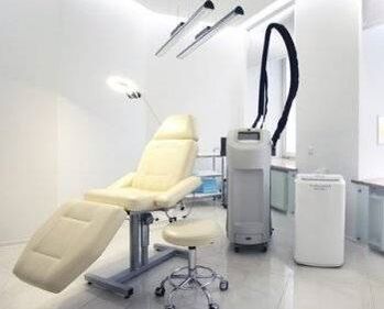 how to choose a salon for laser skin rejuvenation